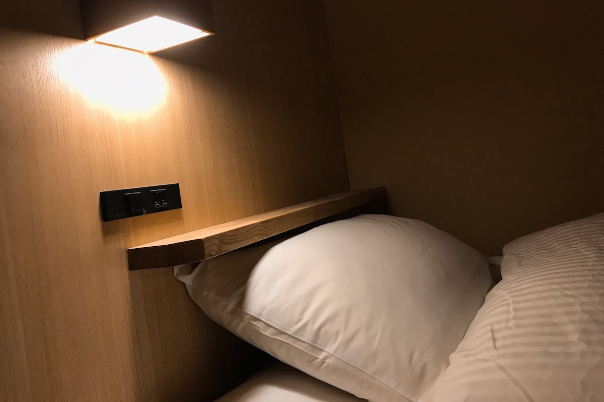 Free WiFi, bed sheets
