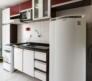 Fridge, microwave, oven, stovetop - TAMANDARÉ PEARL PRIVA AP 01 (TAMANDARÉ)