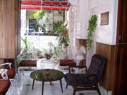 Blue Chip Guest House Kolkata