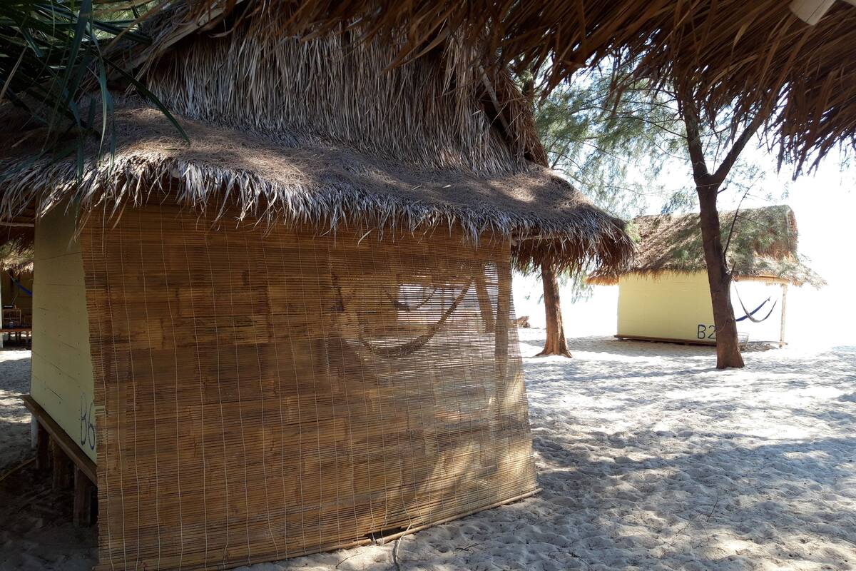 Classic Bungalow, Beach View