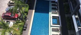 One bedroom condominium 506