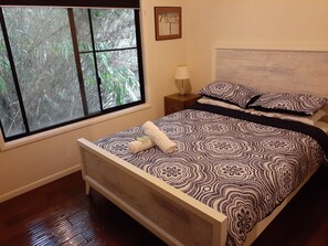 2 bedrooms, WiFi, bed sheets - Alaya Ascend  |  Nusa Dua 2-bedroom Bungalow |  Sunshine Coast Retreat (Eudlo)