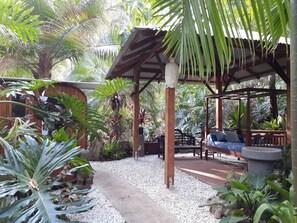 Terrace/patio - Bali on the Sunshine Coast - Come and Feel the Difference! (Eudlo)