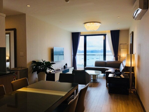 TV - Ode to Joy Halongbay (Tp. Hạ Long)