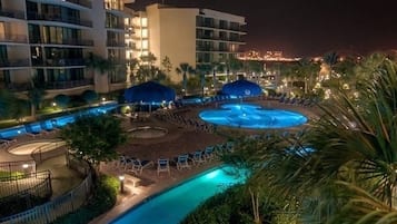 Indoor pool, outdoor pool