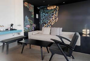 Studio 55 | Living area | LCD TV - ARTOTEL Gajahmada Semarang (Semarang)