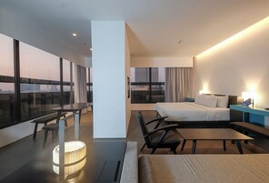 Studio 55 | 1 quarto, cofres nos quartos, escrivaninha, cortinas blackout