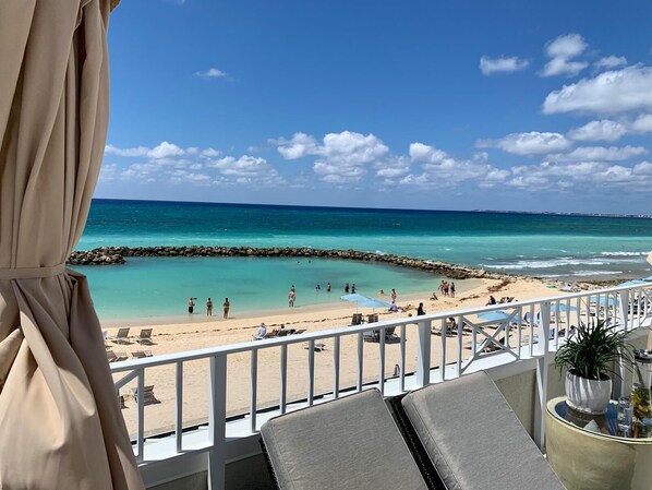 Sulla spiaggia, teli da spiaggia