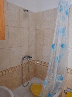 Shower, towels - Apartment in Pisak with Seaview, Balcony, Air condition, WIFI (4722-6) (Pisak)