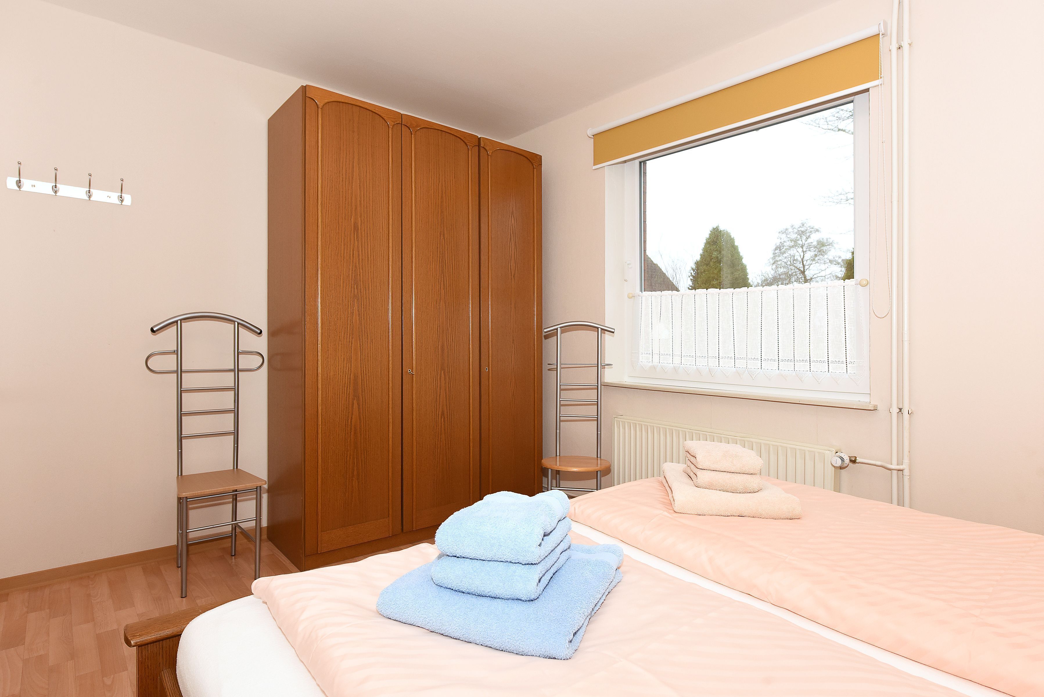 2 bedrooms, travel crib, WiFi, bed sheets