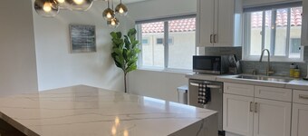 Contemporary Home In The Ventura Keys