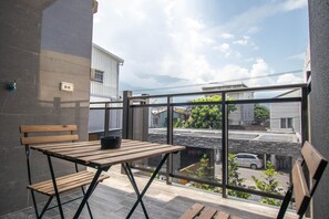 Deluxe Double Room, 1 Queen Bed, Balcony | Balcony
