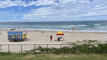 Sun-loungers, beach towels