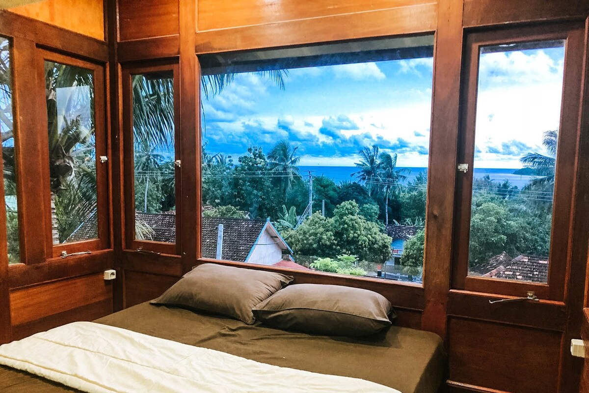 Superior Room, 1 Queen Bed, Beach View