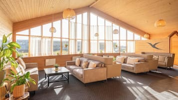 Sala de estar en el lobby