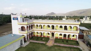 Exterior - Parvat Valley Resort (Pushkar)