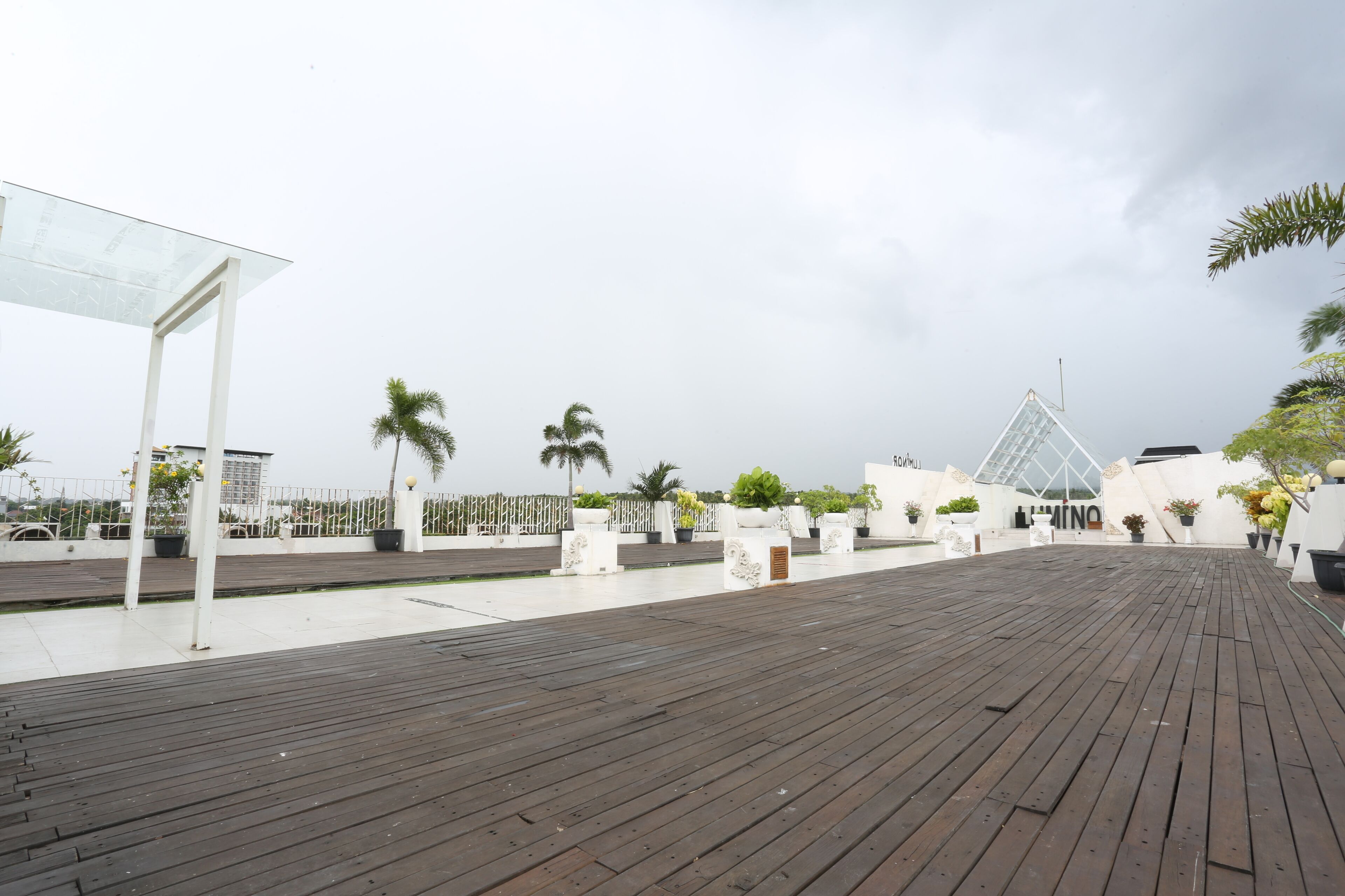 Teras rooftop