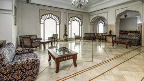 Lobby sitting area - Utkarsh Vilas Tavisha (Agra)