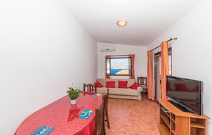 TV - Amazing apartment in Okrug Donji (Okrug Donji)