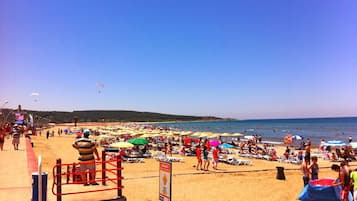 Una playa cerca