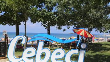 Didekorasi berbeda-beda dan dilengkapi dengan perabotan berbeda-beda