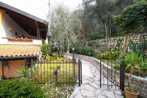 Property grounds - Malcesine Family Home XL (Malcesine)