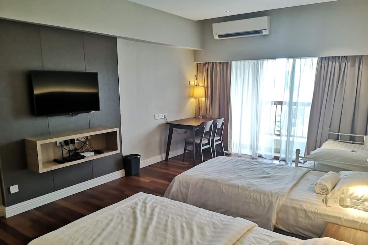 Executive Quadruple Room