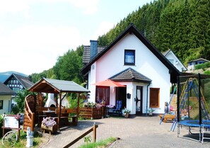 Exterior - Ferienhaus & Nurdachhaus Rothaargebirge (Bad Berleburg)