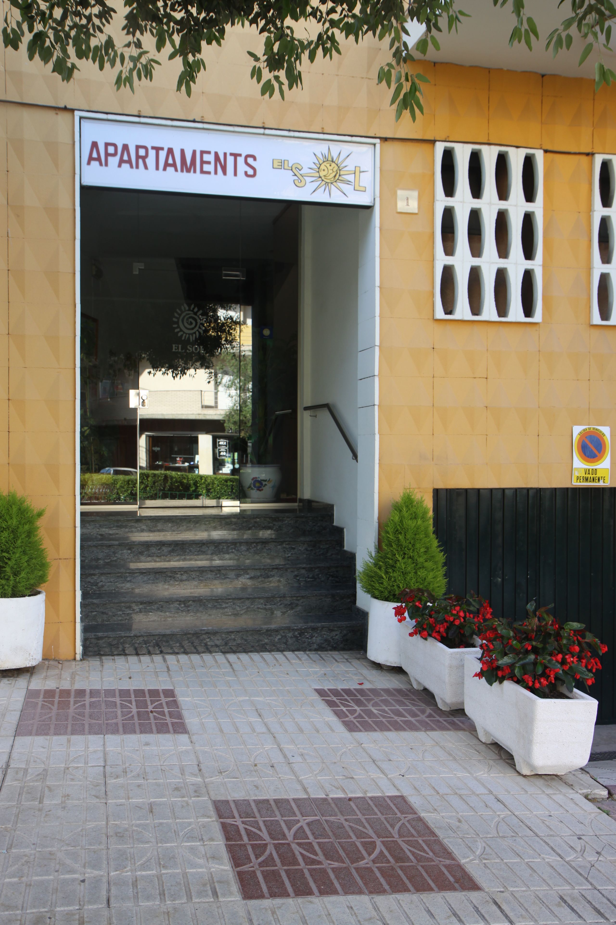 Photo - Apartamentos El Sol