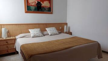 Apartment, 2 Bedrooms | 1 bedroom, free WiFi, bed sheets