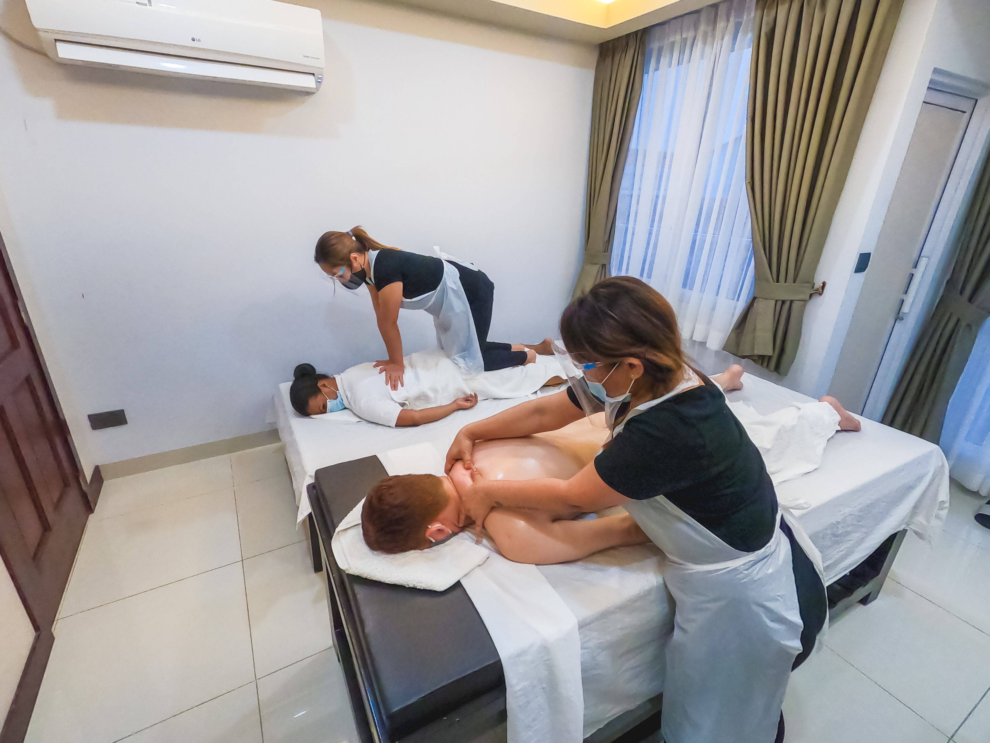 couples treatment room(s), body treatments, aromatherapy