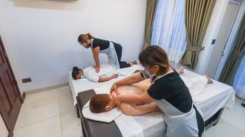 Couples treatment room(s), body treatments, aromatherapy