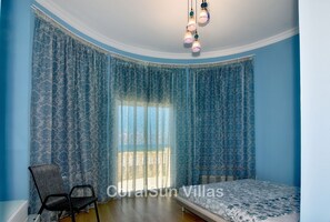 4 bedrooms, iron/ironing board, WiFi, bed sheets - Sea Front Position, Great Villa, Large Pool & Garden, Peaceful area Polis Paphos (Argaka Polis Paphos)