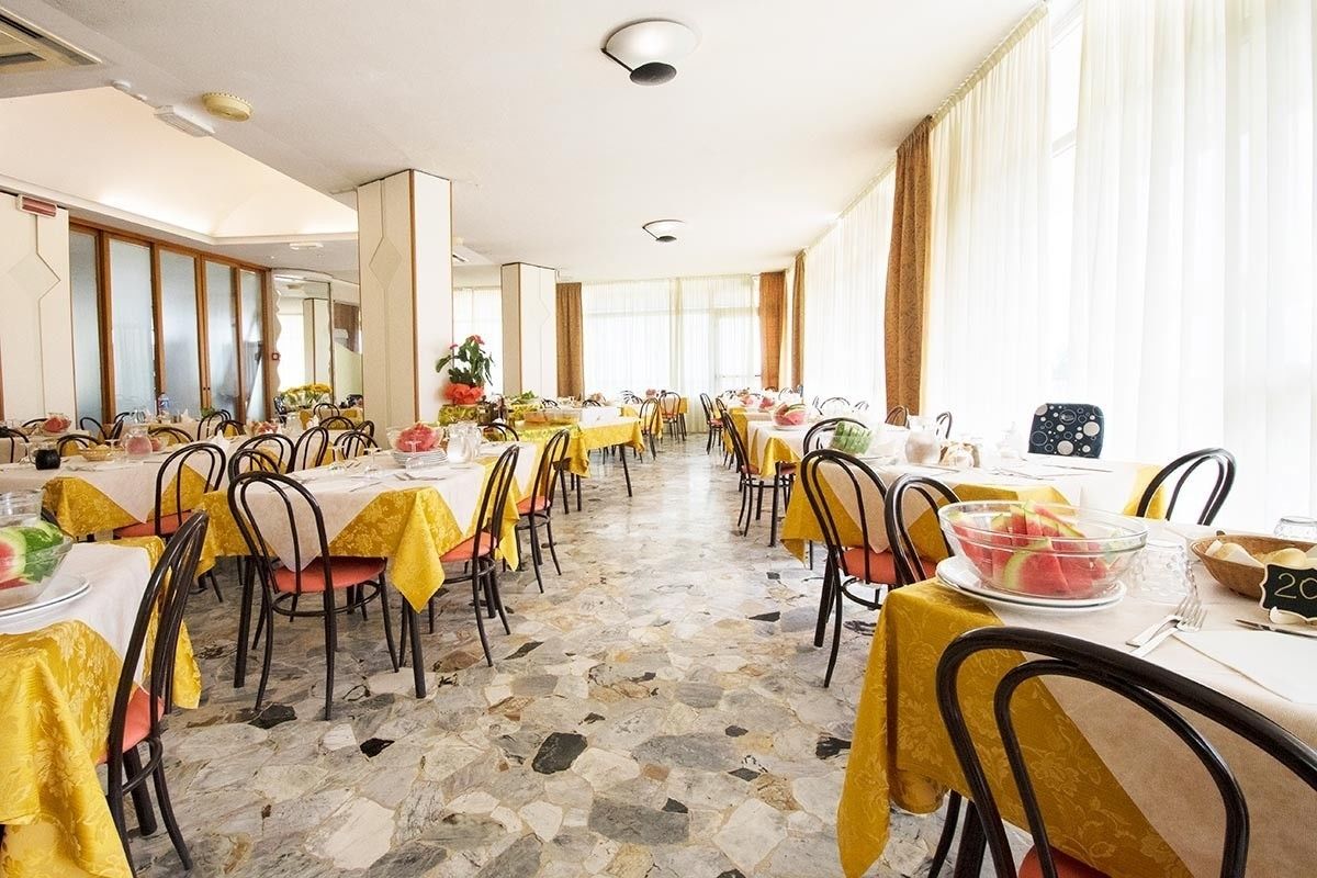 Foto - Hotel Crown