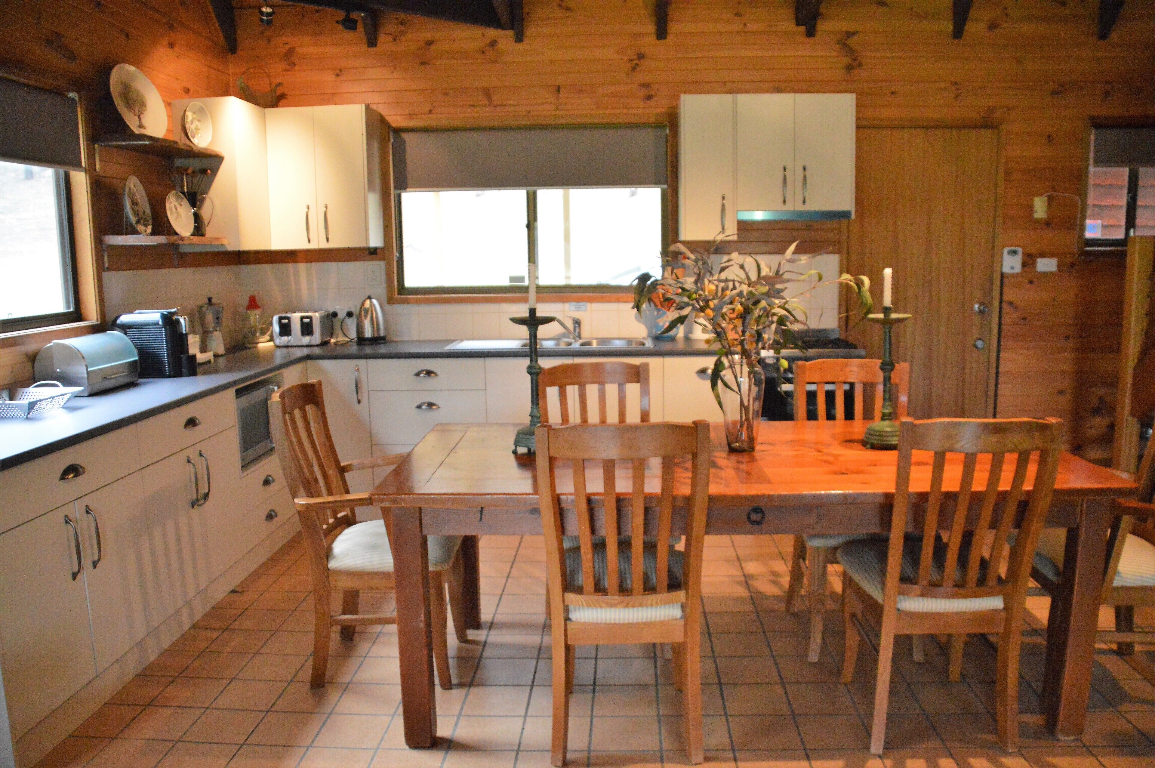 Secluded escape in Historic Wollombi — image 8