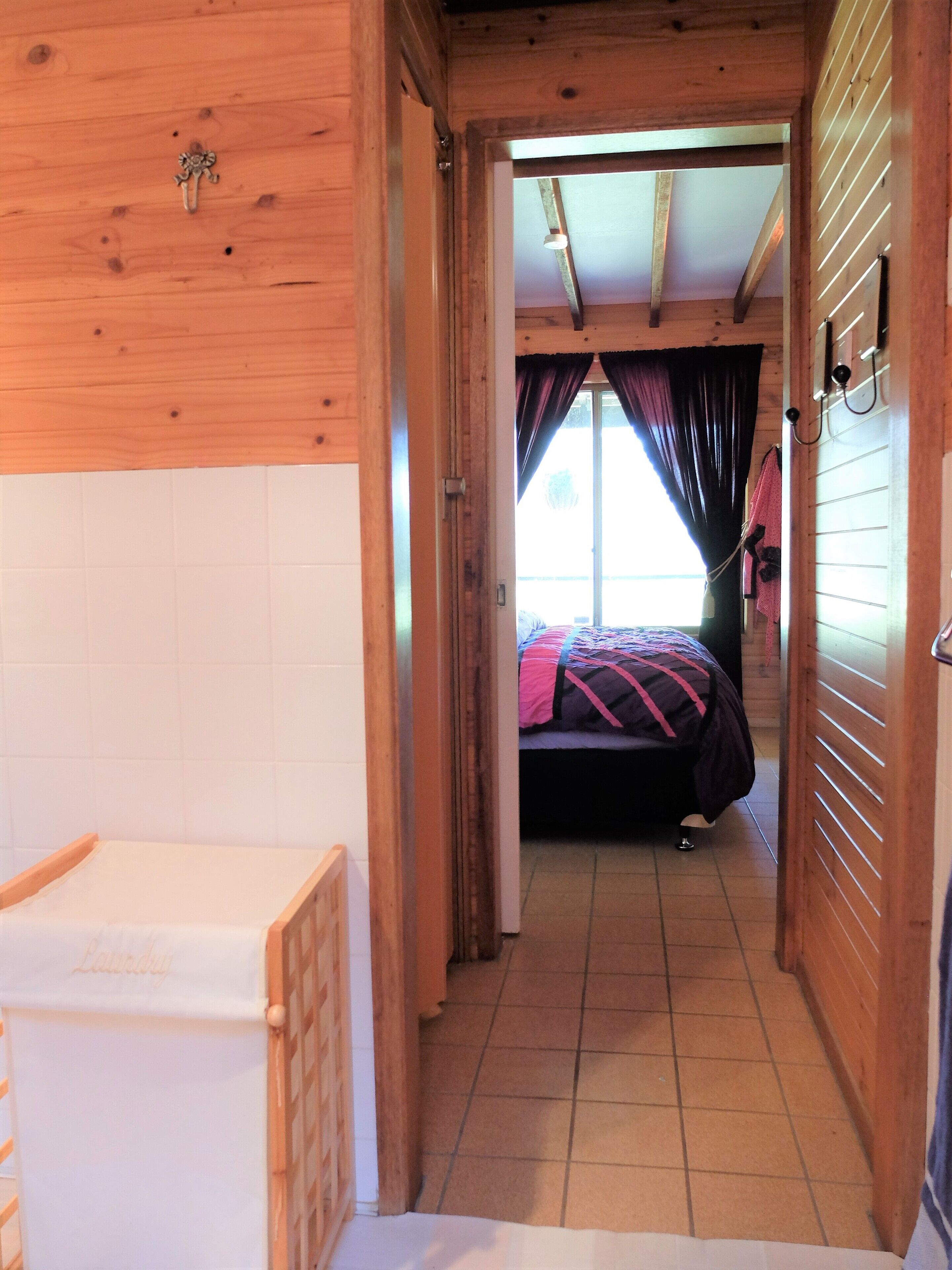 Secluded escape in Historic Wollombi — image 17