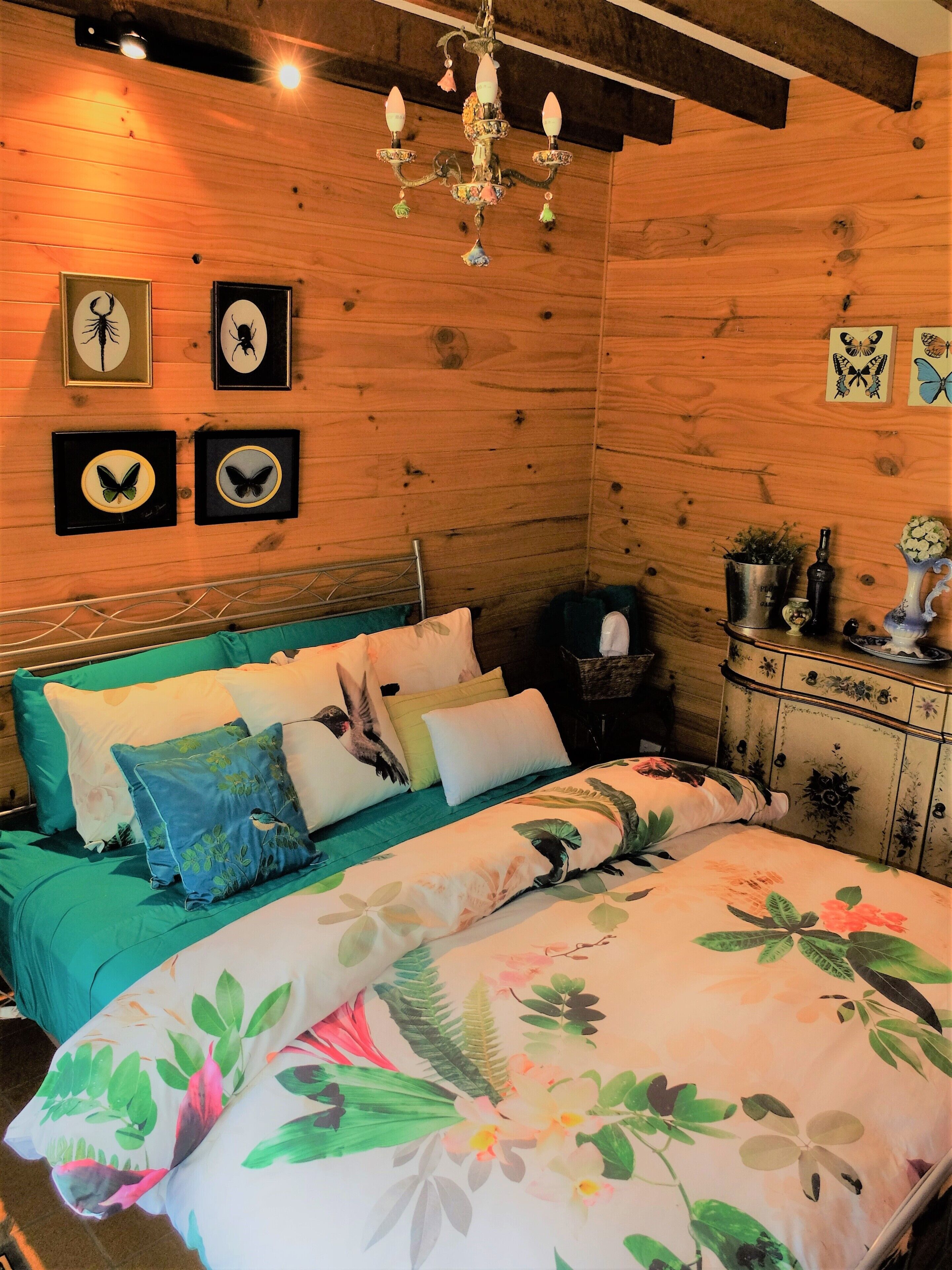 Secluded escape in Historic Wollombi — image 18