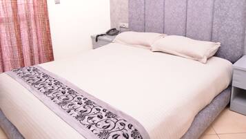 Literie de qualité supérieure, minibar, Wi-Fi gratuit, draps fournis