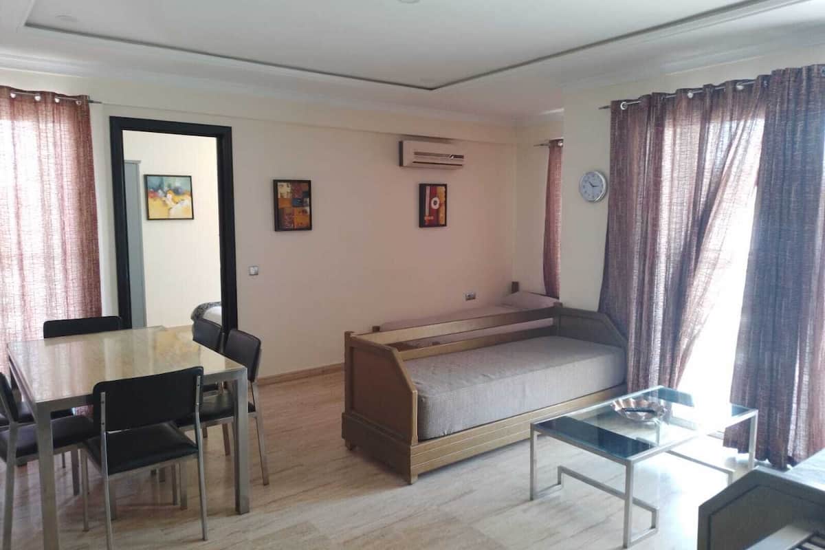 Economy Apartment, 2 Bedrooms | 2 bedrooms, premium bedding, minibar, free WiFi