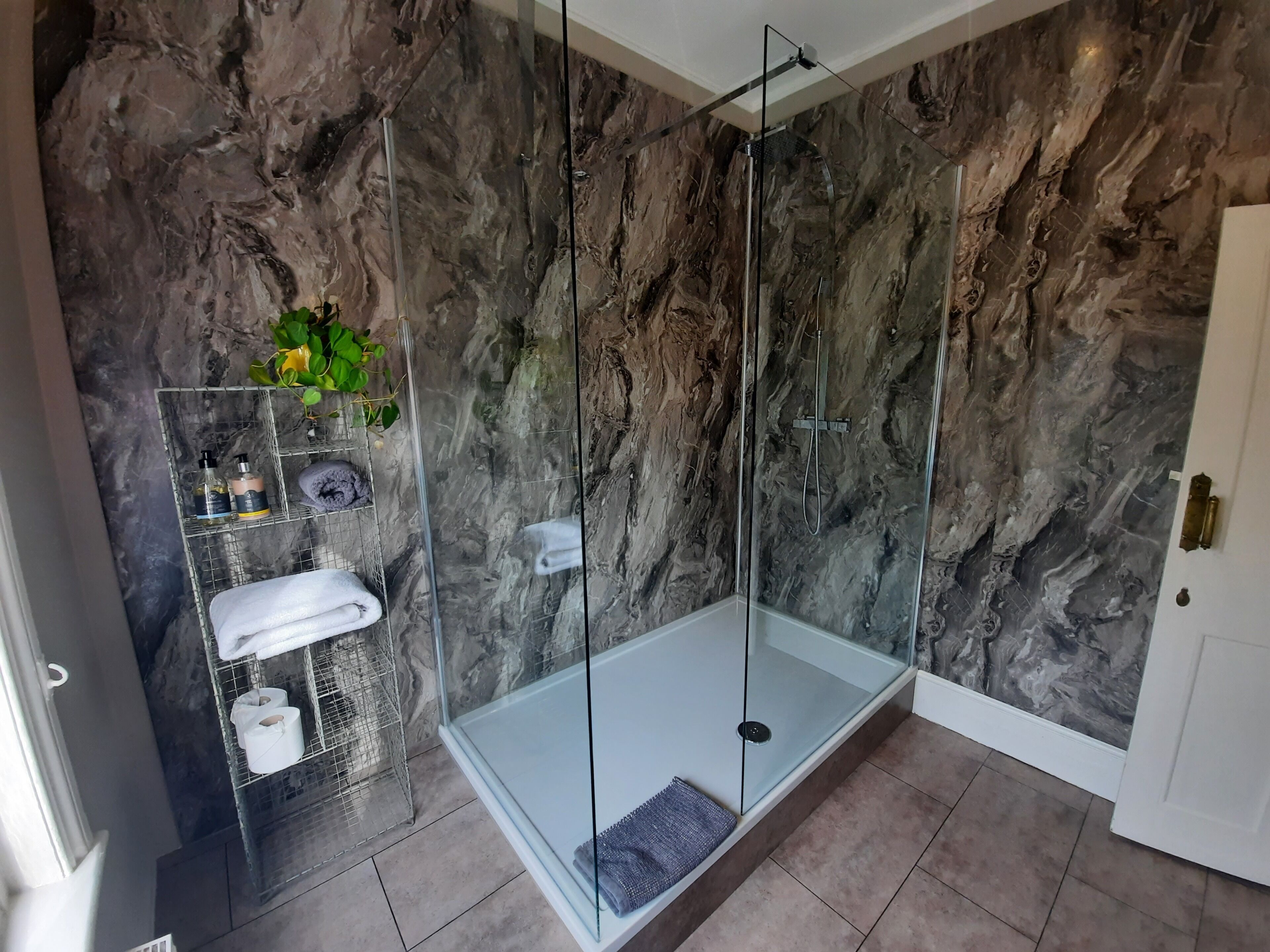 Superior Double or Twin Room | Bathroom | Free toiletries, hair dryer, towels, soap