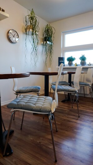 ماكينة لصنع القهوة/الشاي، غلّاية كهربائية