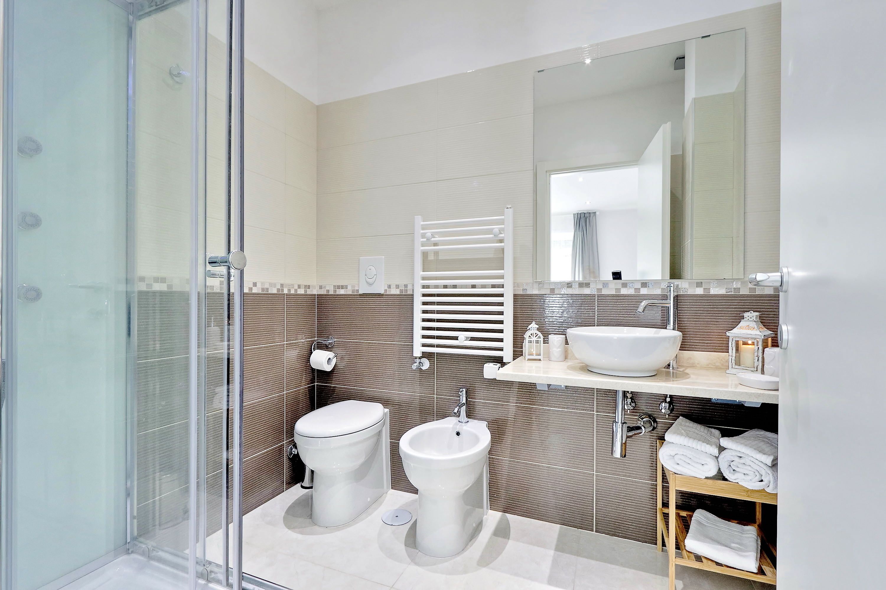 Superior-Dreibettzimmer | Badezimmer