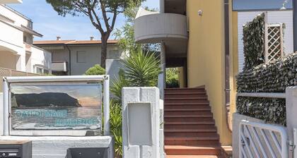 M053 - Marcelli, two-room apartment with garden 100 meters from the sea
