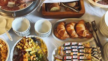Daily buffet breakfast (EUR 15 per person)