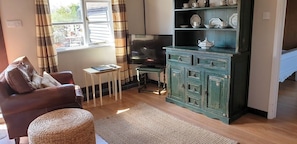 Orchard Lodge | Living area | Flat-screen TV