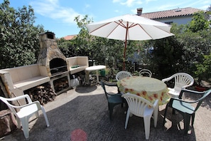 Tempat makan outdoor