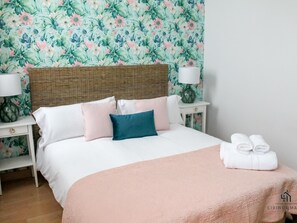 1 bedroom, iron/ironing board, internet, bed sheets - Spring Boutique Apartment Living4malaga (Málaga)