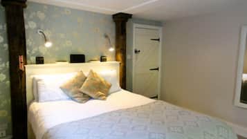 ダブルルーム リバービュー | アイロン / アイロン台