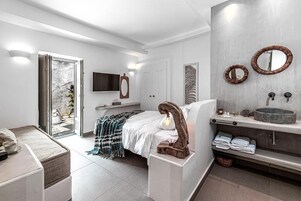 Premium bedding, minibar, in-room safe, individually decorated