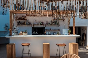 Bar (en el alojamiento)